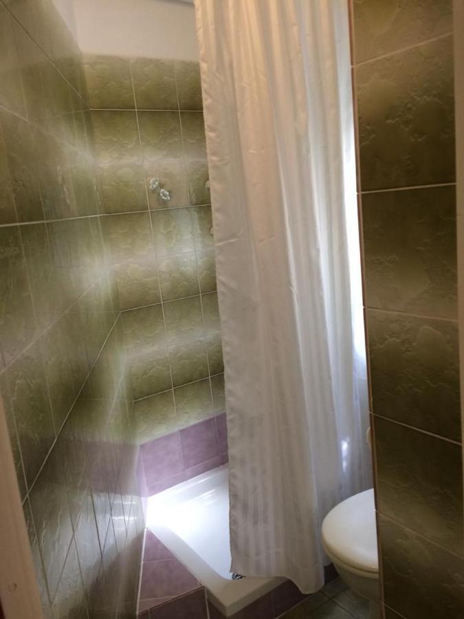 Apartman I Sobe Marijana 라브 외부 사진