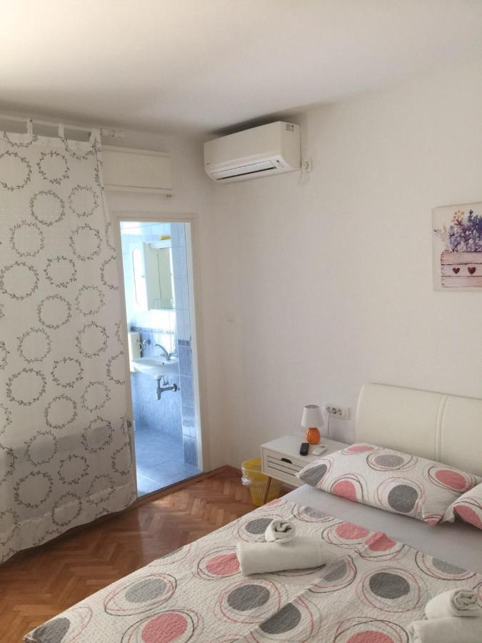 Apartman I Sobe Marijana 라브 외부 사진
